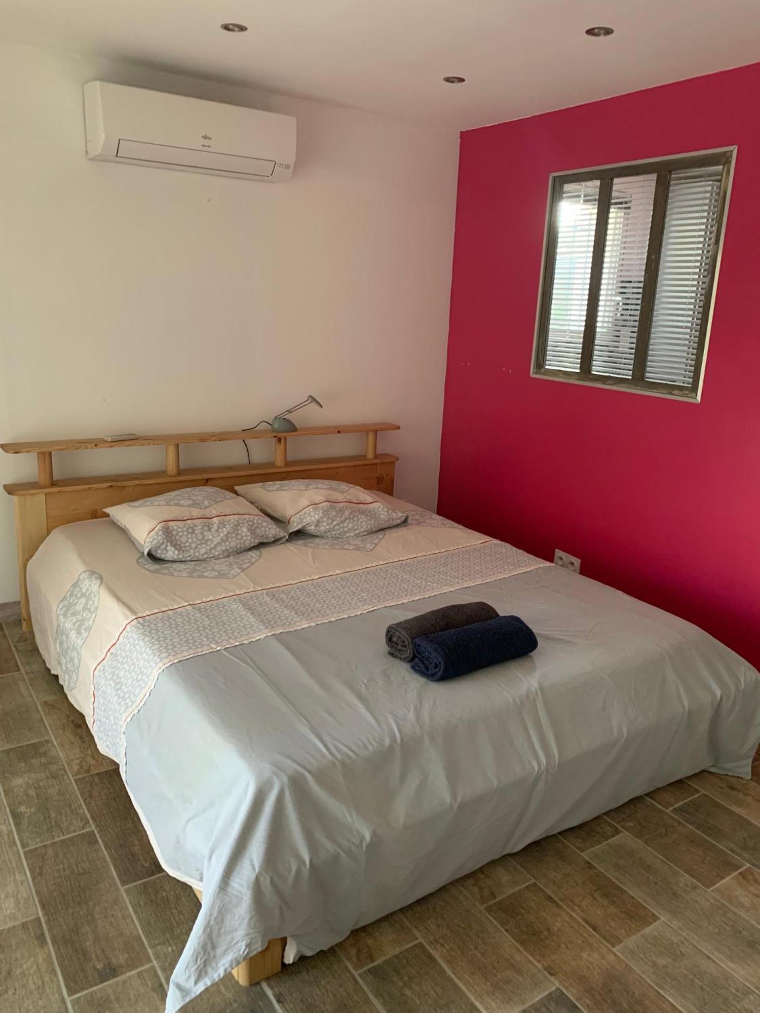 Appartement Rez De Chaussee Maison Independant Avec Piscine Saint-Christol-lès-Alès エクステリア 写真